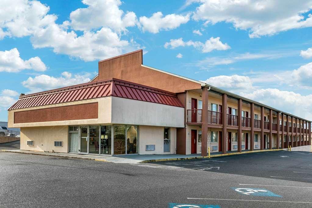 Econo Lodge Northeast Reading Kültér fotó