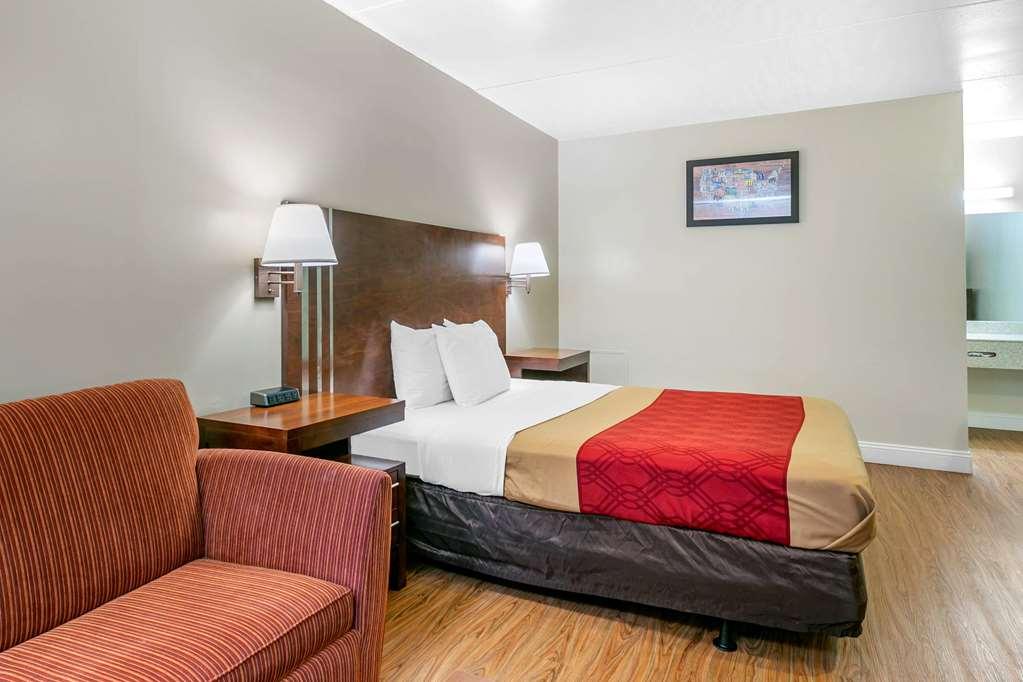 Econo Lodge Northeast Reading Szoba fotó