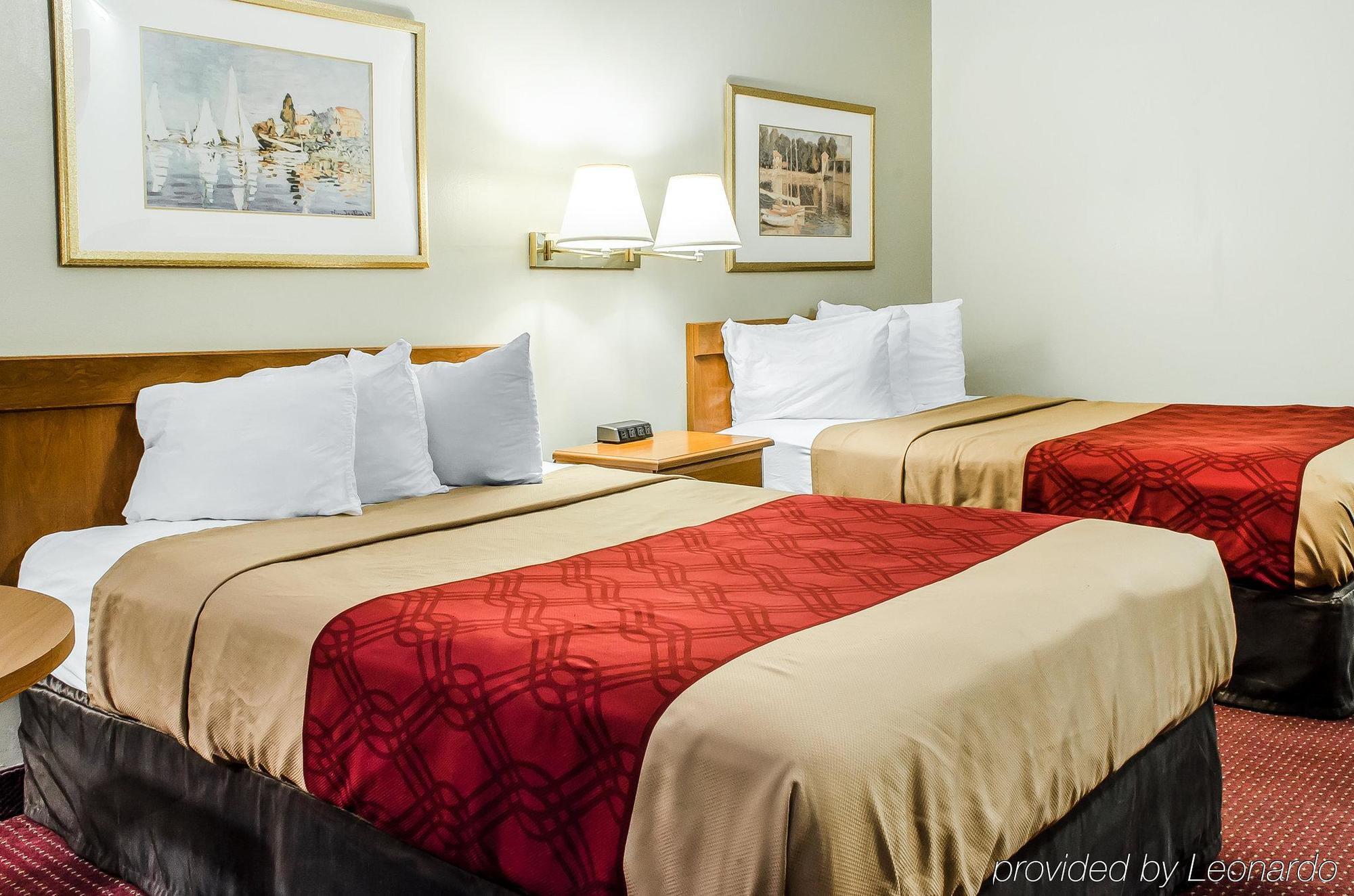 Econo Lodge Northeast Reading Kültér fotó
