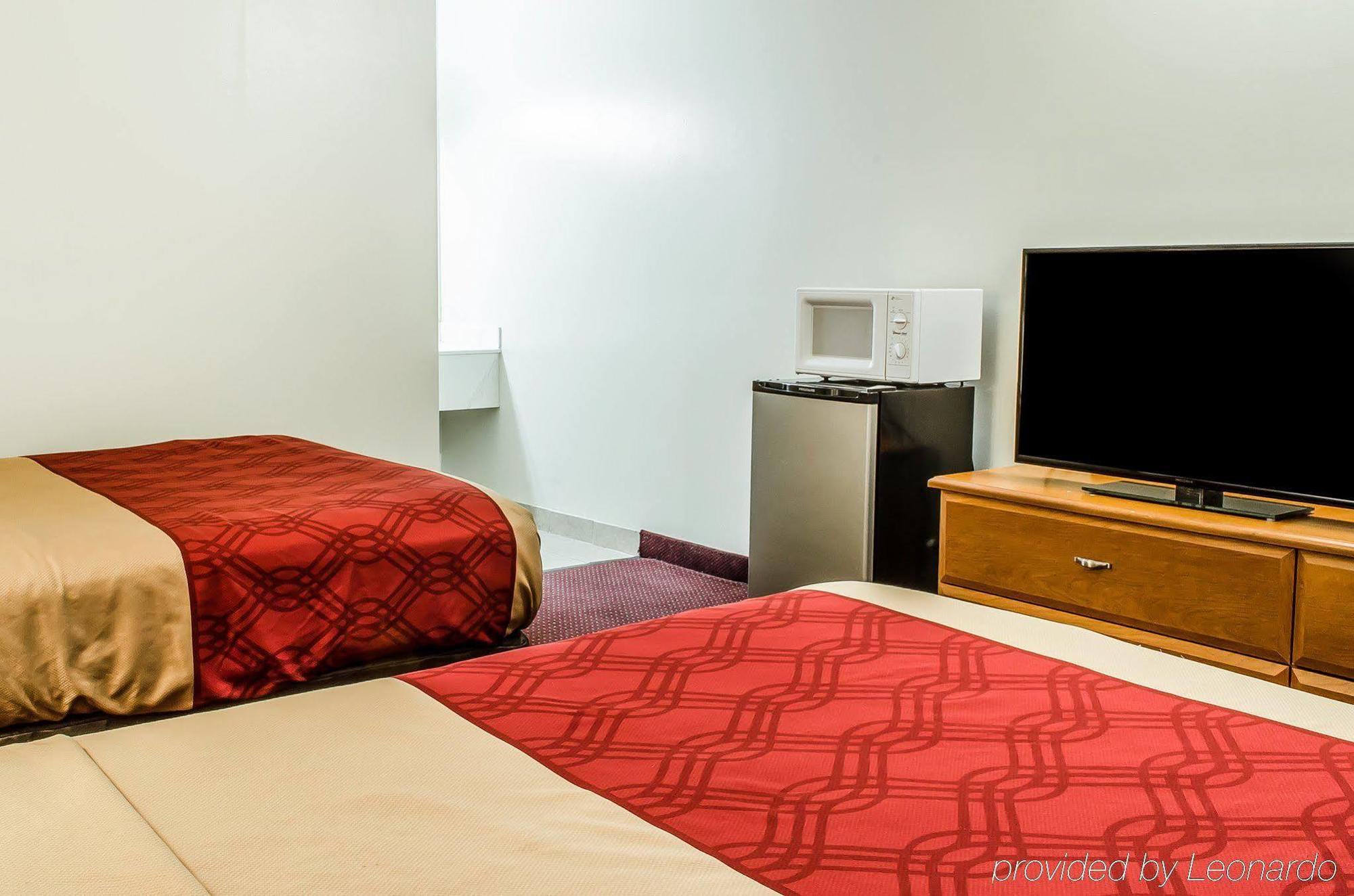 Econo Lodge Northeast Reading Kültér fotó