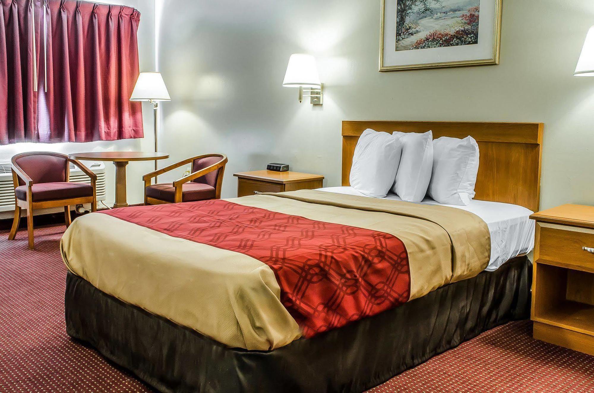 Econo Lodge Northeast Reading Kültér fotó